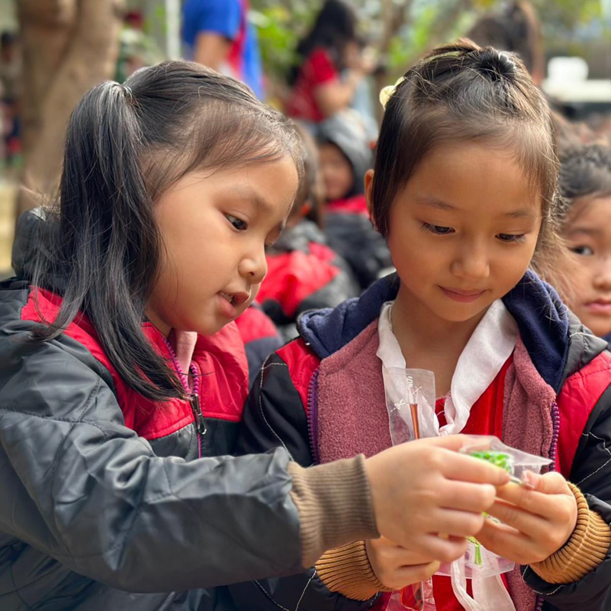 Việt Quốc - Doanh nghiệp Việt Đồng Hành Cùng Công Tác Xã Hội và Thiện Nguyện